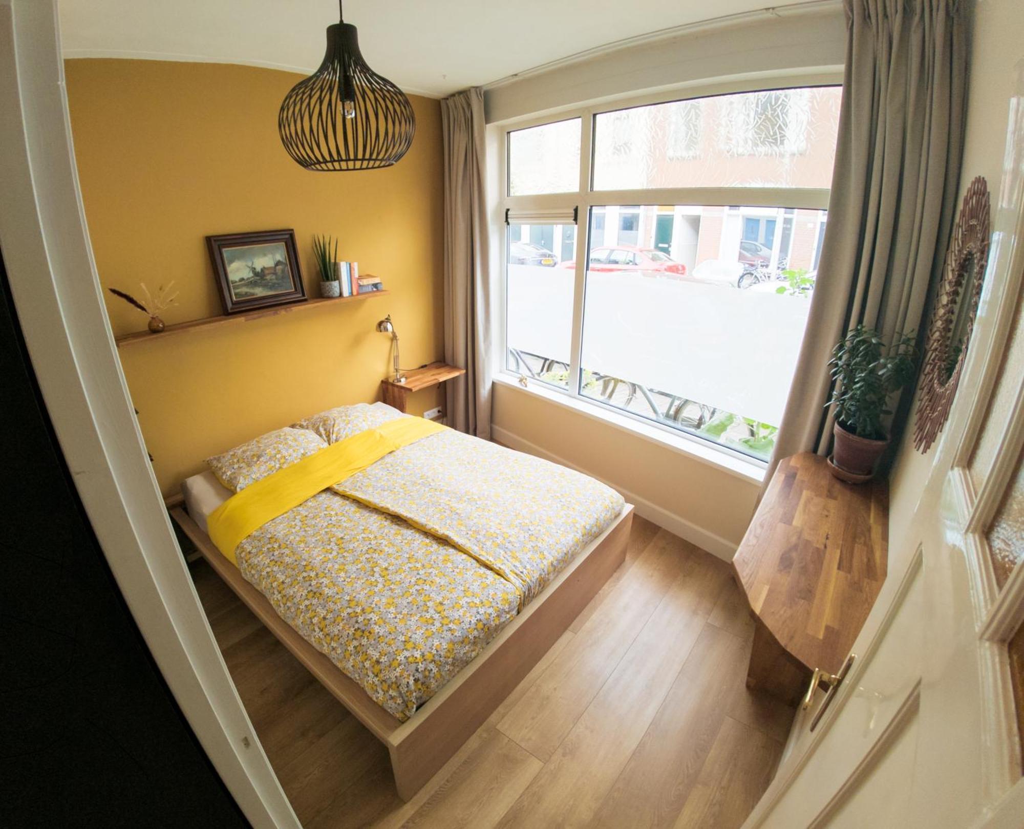 Located - Groundfloor & Garden * Utrecht